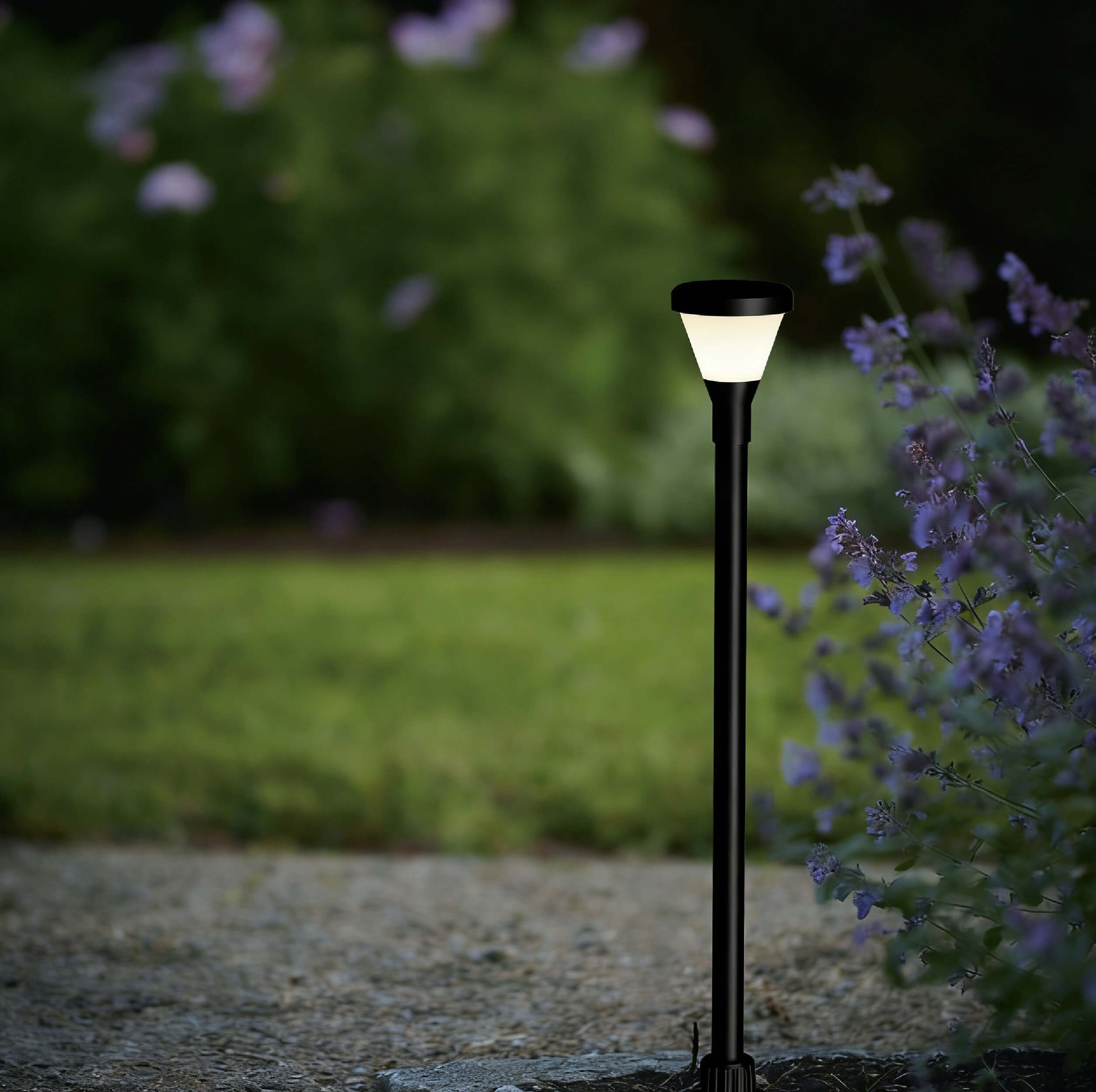 ground spike light for garden 
