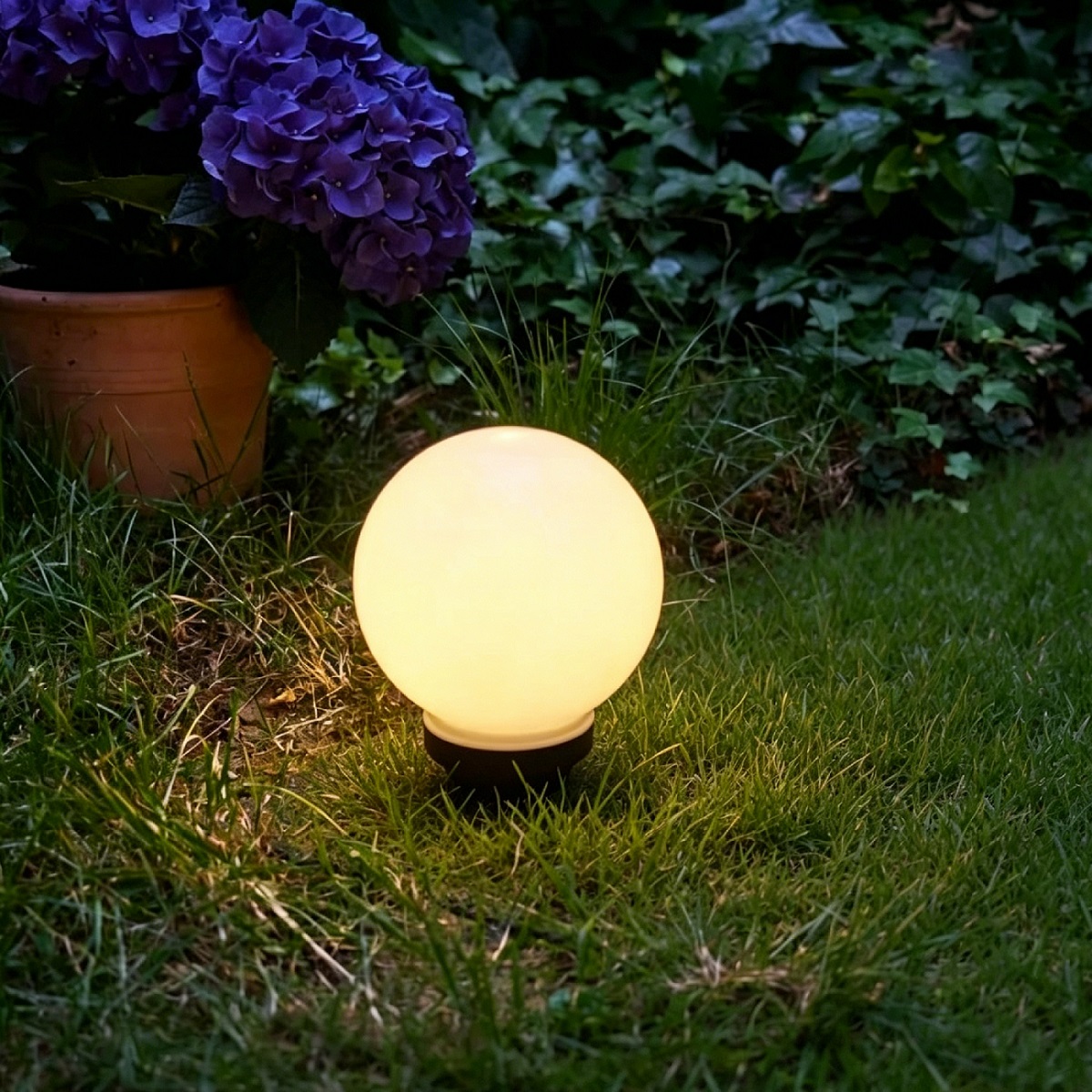 balloon type led garden stake light for landscape decoration