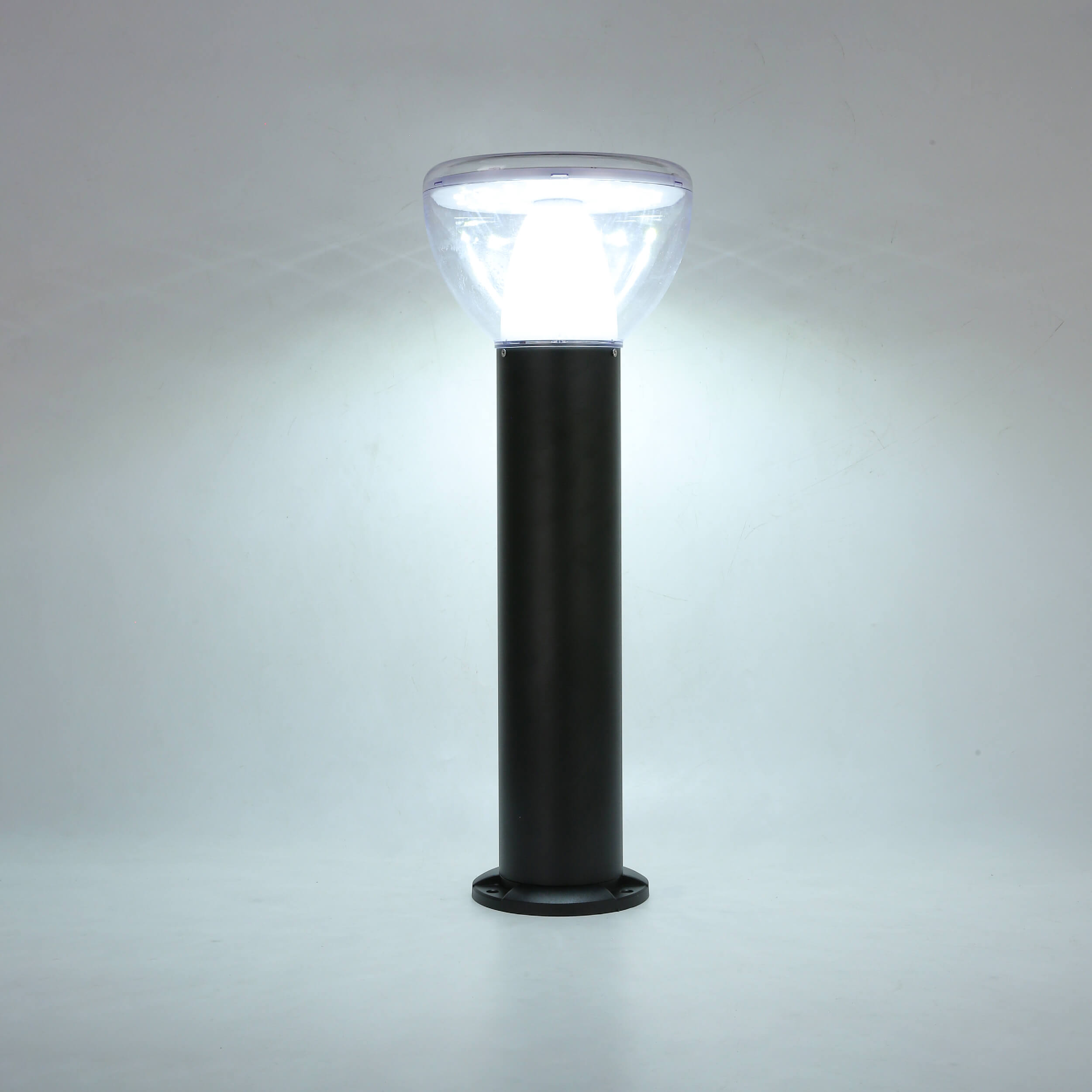 4000K solar bollard light