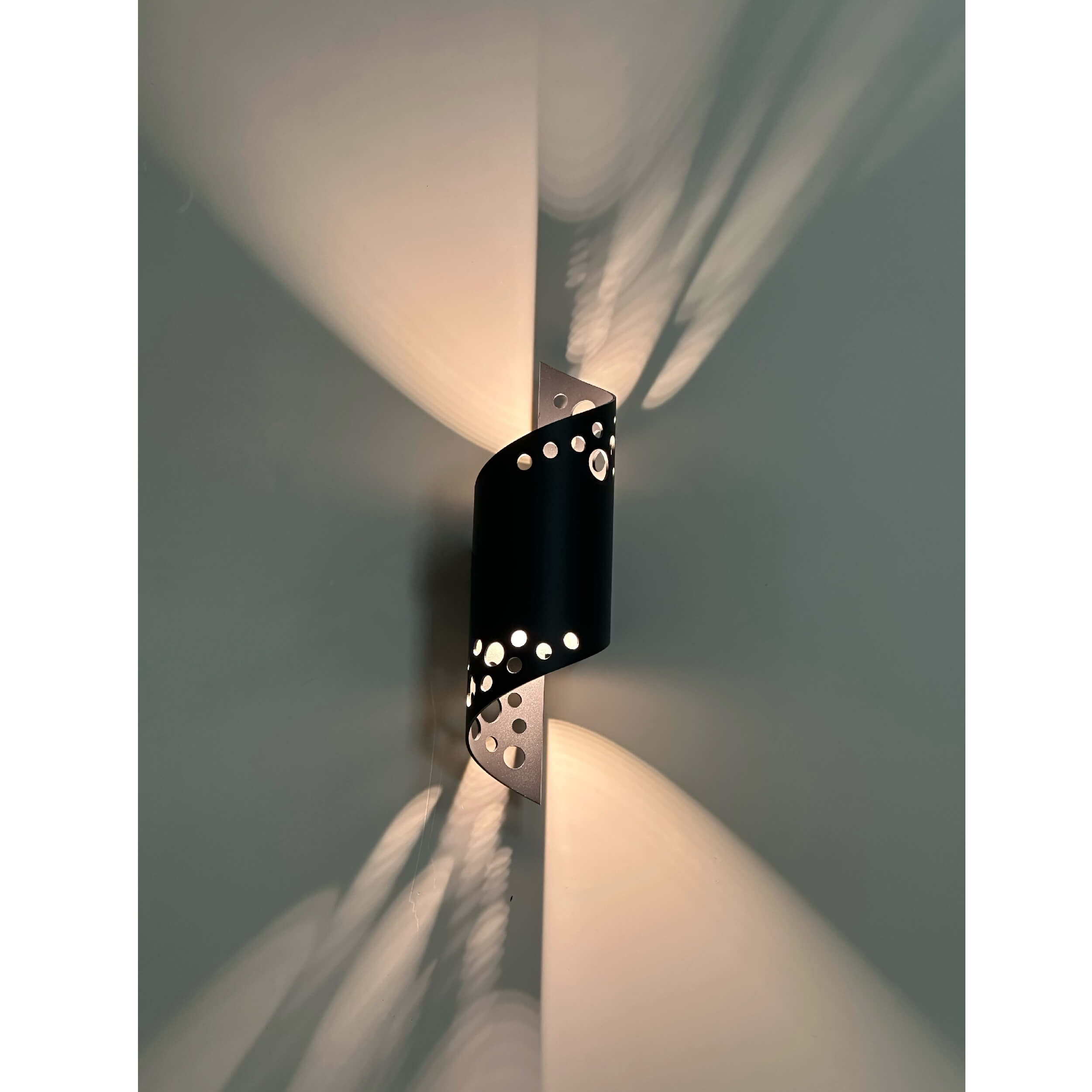 balck body led wall light 